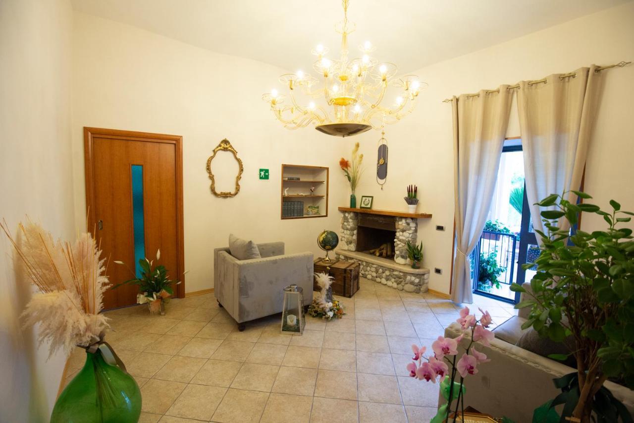 Donna Rosita Hotel San Felice a Cancello Exterior photo